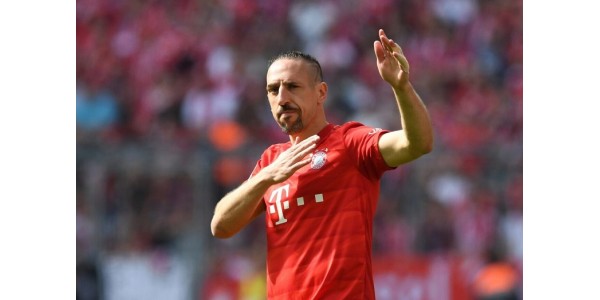 Bayern München-stjernen Franck Ribéry kunngjør pensjonisttilværelsen
